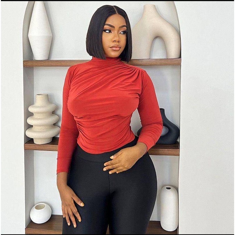 Long Sleeve Round Neck Ruched Top BLACK