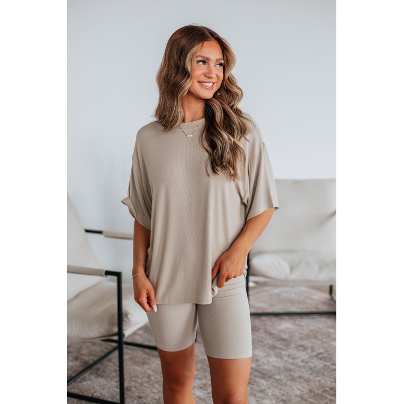 Kaylor Oversized Top – Beige