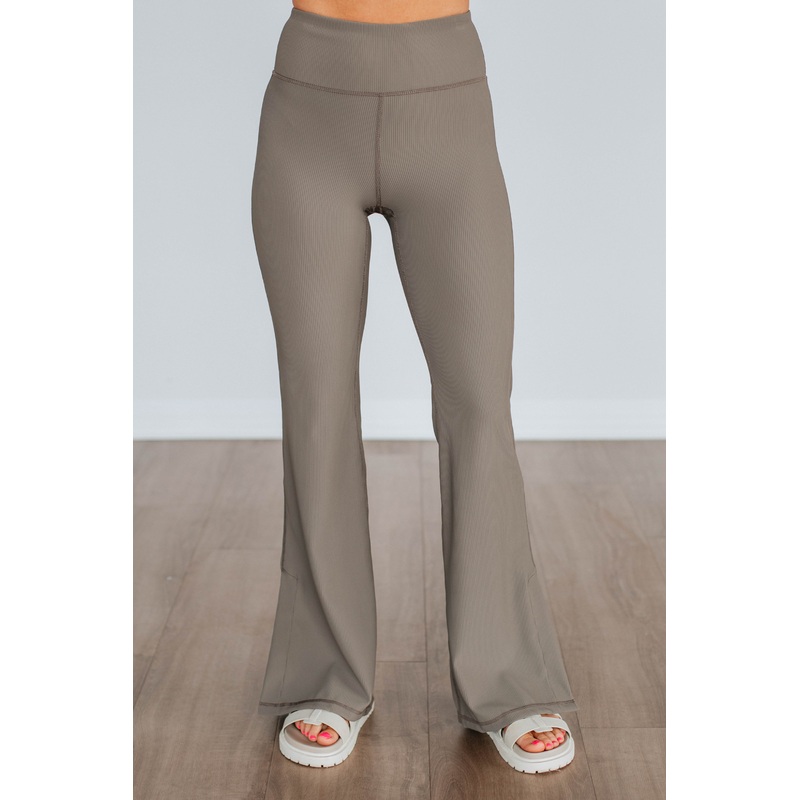 Zinia Ribbed Flare Leggings – Mink