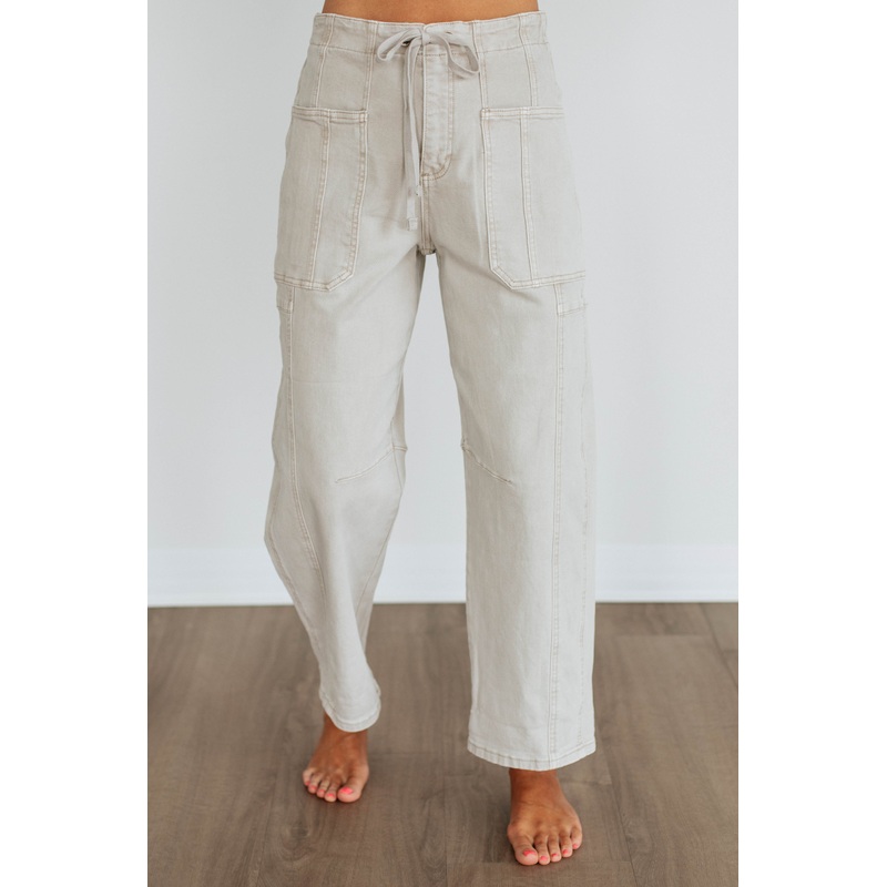 Kodi Risen Cargo Jeans – Almond