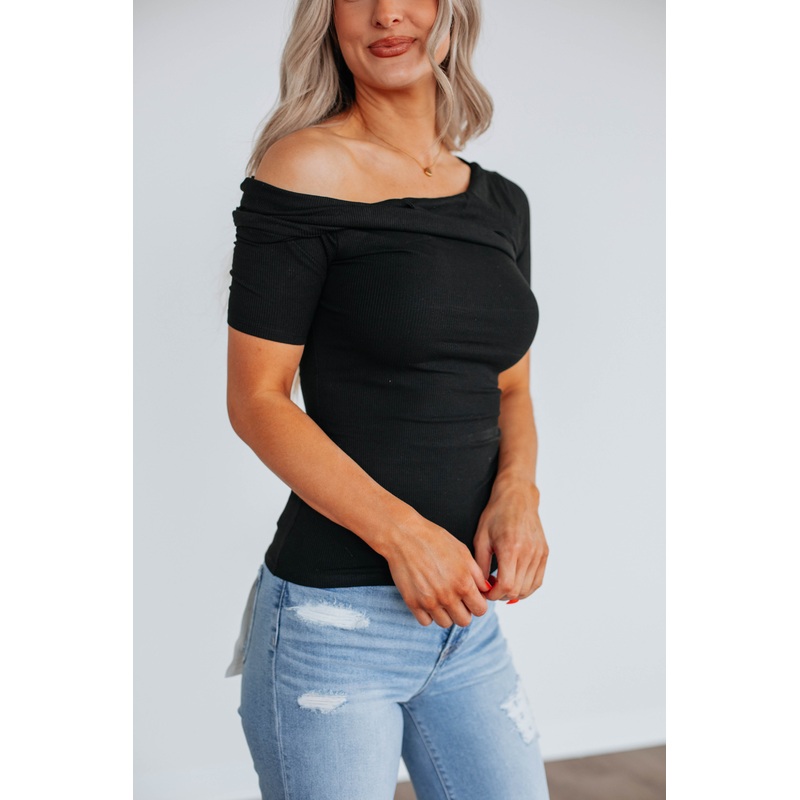 Simply Content Top – Black