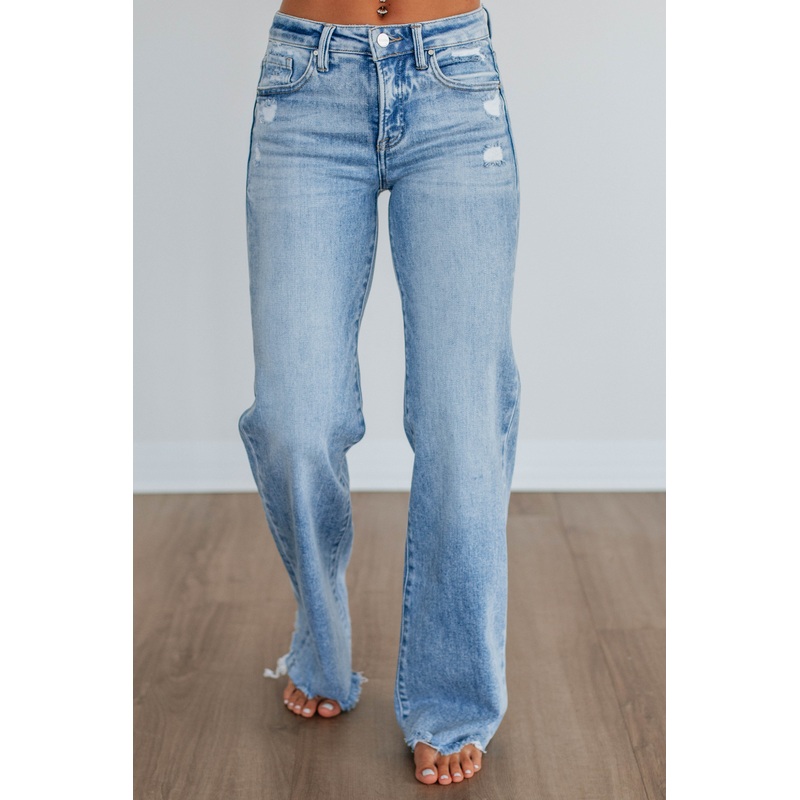 Adelyn Risen Jeans – Light Wash