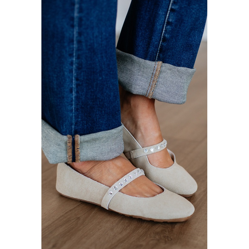 Setting Things Straight Ballet Flats – Sand