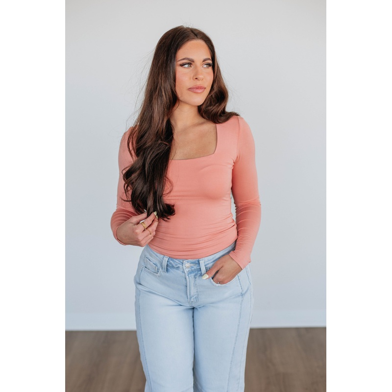 Collyns Basic Top – Blossom